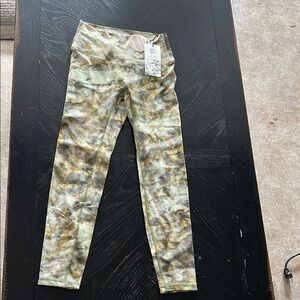 Lovlei Camouflage Patterned Leggings